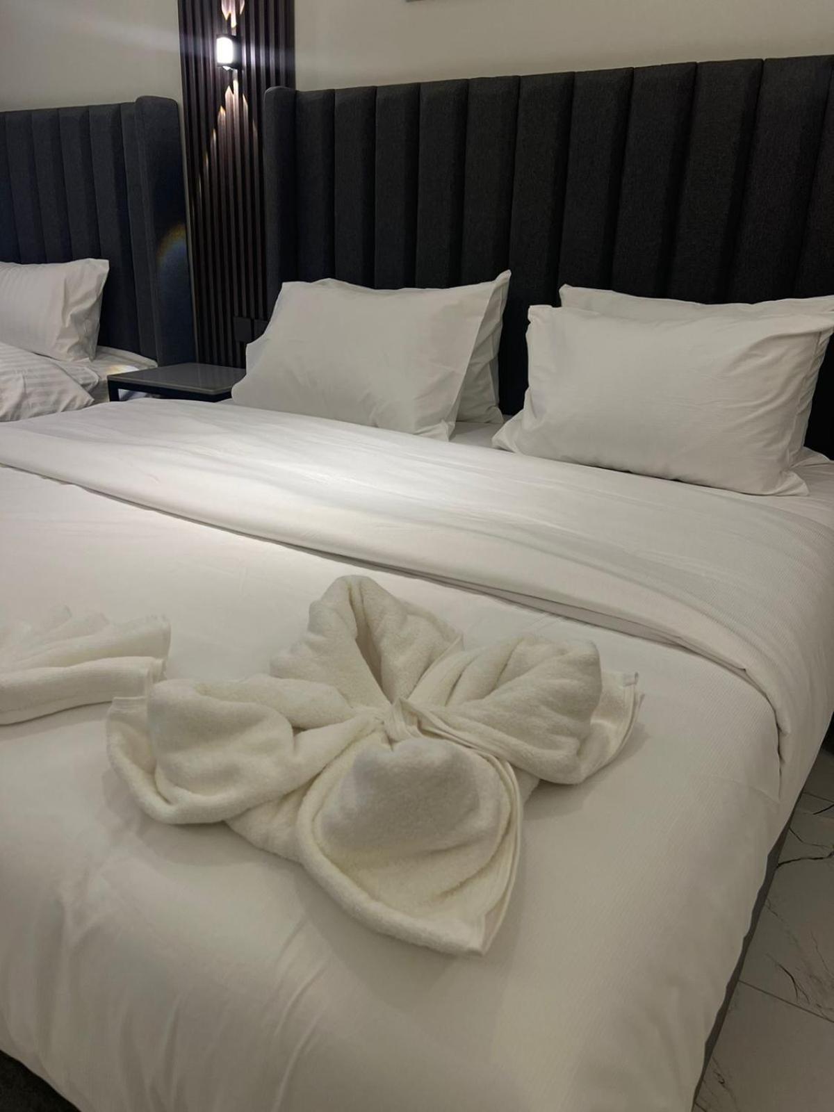 Lavenue Resthouse Apartment Nizwa Cameră foto